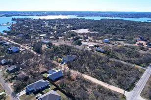 111 E Hickory Dr, Granite Shoals, TX 78654 - Photo 6
