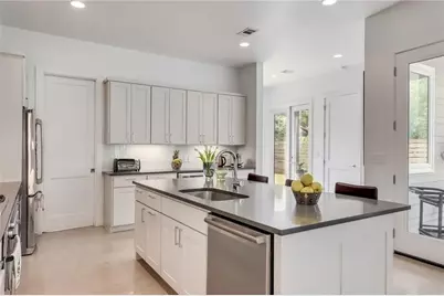 708 W Milton Street #A, Austin, TX 78704 - Photo 8