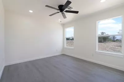 1087 Schubert Lane #E, Kyle, TX 78640 - Photo 10