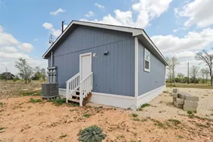 1087 Schubert Ln, Kyle, TX 78640 - Photo 16