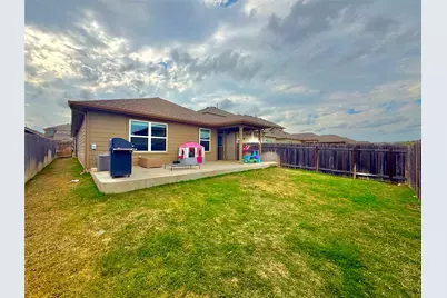 217 Yoakum Street, Leander, TX 78641 - Photo 2