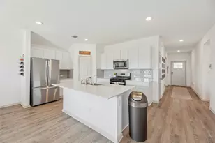 241 Sweetwater Crk Ln, Hutto, TX 78634 - Photo 6