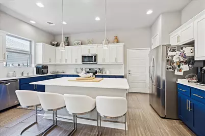 1503 Lawrence Street, Austin, TX 78741 - Photo 2