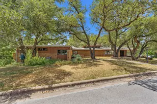 407 Almarion Dr, Austin, TX 78746 - Photo 2