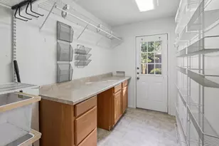 12416 Deer Falls Dr, Austin, TX 78729 - Photo 14
