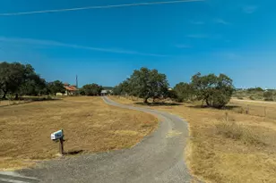 25048 River Rd, Spicewood, TX 78669 - Photo 30