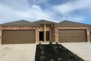 379 Joanne Loop, Buda, TX 78610 - Photo 2