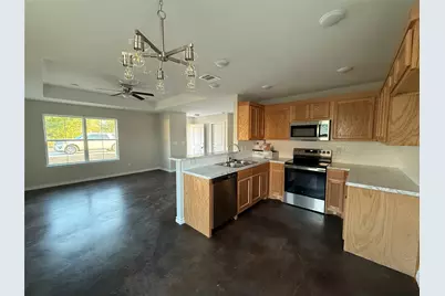 1710 E Avenue J Avenue, Lampasas, TX 76550 - Photo 6