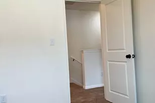 2002 W 2nd St, Taylor, TX 76574 - Photo 16