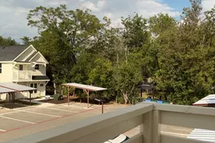 2002 W 2nd St, Taylor, TX 76574 - Photo 20