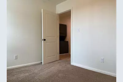 2002 W 2nd Street #202, Taylor, TX 76574 - Photo 8