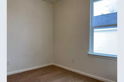 2002 W 2nd Street #202, Taylor, TX 76574 - Photo 12