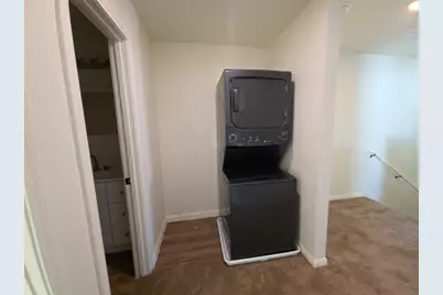 2002 W 2nd Street #202, Taylor, TX 76574 - Photo 14