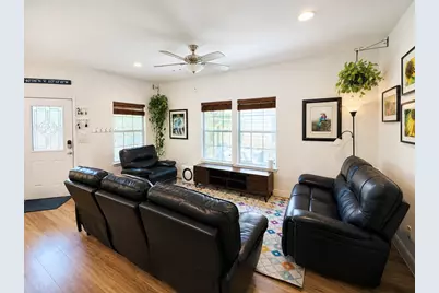 1612 N Miriam Avenue #B, Austin, TX 78702 - Photo 10