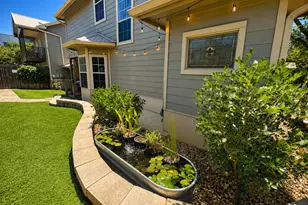 1612 N Miriam Ave, Austin, TX 78702 - Photo 28