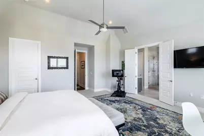 6025 Seville Drive, Austin, TX 78724 - Photo 14