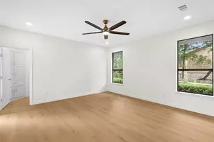 12017 Wycliff Ln, Austin, TX 78727 - Photo 20