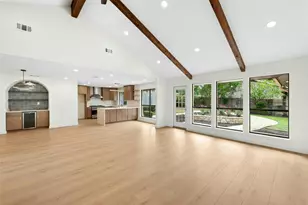 12017 Wycliff Ln, Austin, TX 78727 - Photo 2