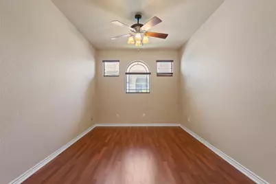 1005 Fort Davis Street, Georgetown, TX 78633 - Photo 12