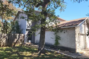 2314 Whitlow Cove, Round Rock, TX 78681 - Photo 2