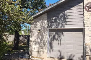 2314 Whitlow Cove, Round Rock, TX 78681 - Photo 2