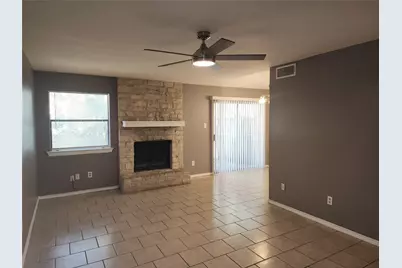 2314 Whitlow Cove, Round Rock, TX 78681 - Photo 2
