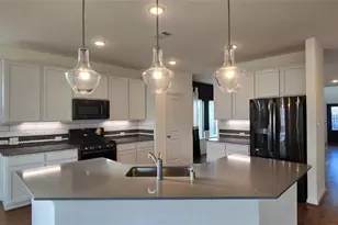 201 Water Grass Trl, Clute, TX 77531 - Photo 10