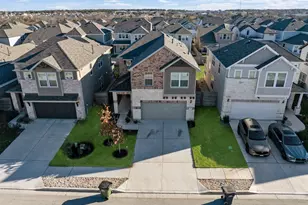 240 Harbors Ln, Leander, TX 78641 - Photo 2