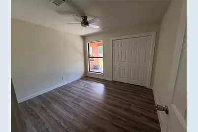 1009 Bowie Street, Lockhart, TX 78644 - Photo 26