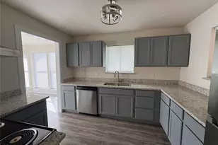1009 Bowie St, Lockhart, TX 78644 - Photo 22