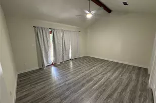 1009 Bowie St, Lockhart, TX 78644 - Photo 26