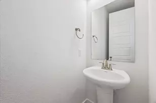 18909 Schultz Ln, Round Rock, TX 78664 - Photo 6