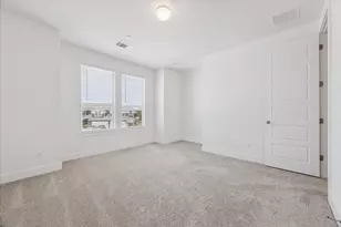 18909 Schultz Ln, Round Rock, TX 78664 - Photo 12