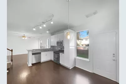 1718 Rosenborough Lane S, Round Rock, TX 78665 - Photo 10