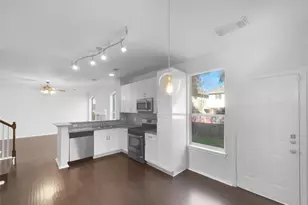 1718 Rosenborough Ln S, Round Rock, TX 78665 - Photo 10