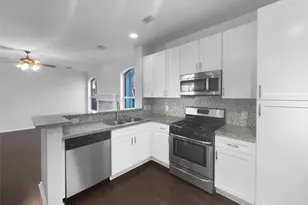 1718 Rosenborough Ln S, Round Rock, TX 78665 - Photo 2