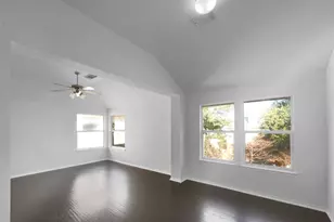 1718 Rosenborough Ln S, Round Rock, TX 78665 - Photo 20