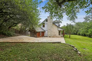 9804 Timber Ridge Pass, Austin, TX 78733 - Photo 4