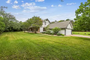 9804 Timber Ridge Pass, Austin, TX 78733 - Photo 2
