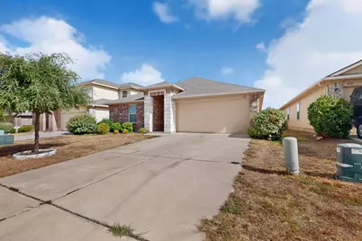 402 Pentire Way, Hutto, TX 78634 - Photo 2