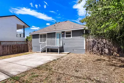 2109 Pennsylvania Avenue #B, Austin, TX 78702 - Photo 2