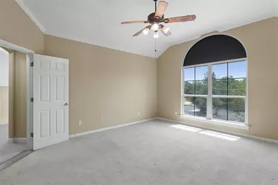 6914 Thorncliffe Drive, Austin, TX 78731 - Photo 18
