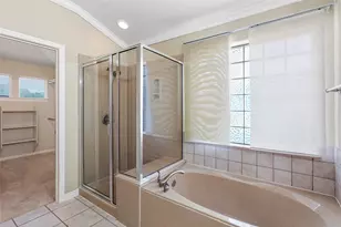 6914 Thorncliffe Dr, Austin, TX 78731 - Photo 20