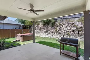 6914 Thorncliffe Dr, Austin, TX 78731 - Photo 36