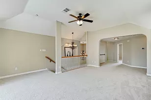 10106 Dianella Ln, Austin, TX 78759 - Photo 14