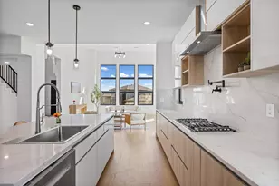 1020 Mountain Leather Dr, Horseshoe Bay, TX 78657 - Photo 10