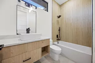 1020 Mountain Leather Dr, Horseshoe Bay, TX 78657 - Photo 28