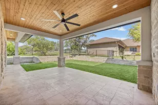 1020 Mountain Leather Dr, Horseshoe Bay, TX 78657 - Photo 34