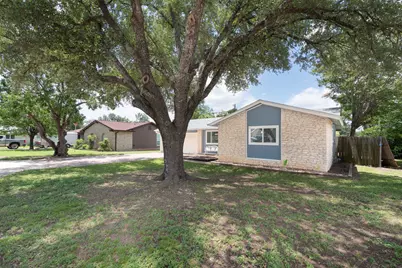 1515 Glenmeadows Drive, Round Rock, TX 78681 - Photo 2