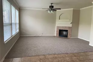 3807 Links Ln, Round Rock, TX 78664 - Photo 2